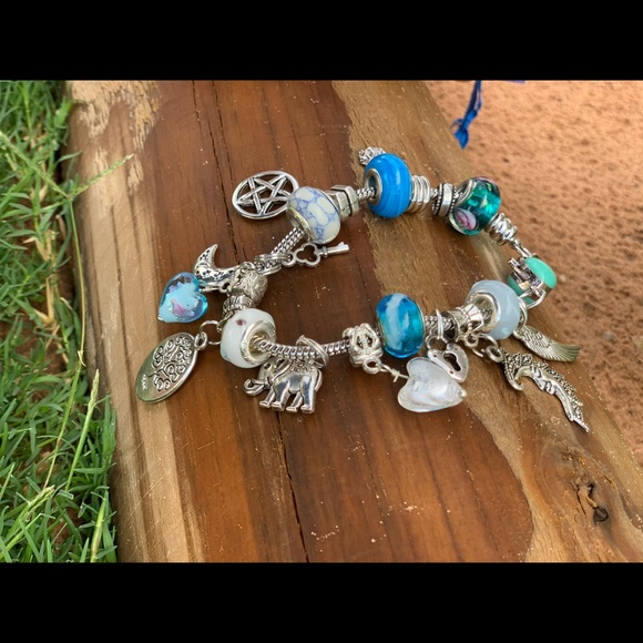 This BLUE BREEZE BRACELET is simple beautiful 💙😍 - Picture 4 of 10